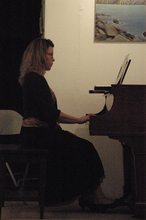 Rebecca Boblak at piano